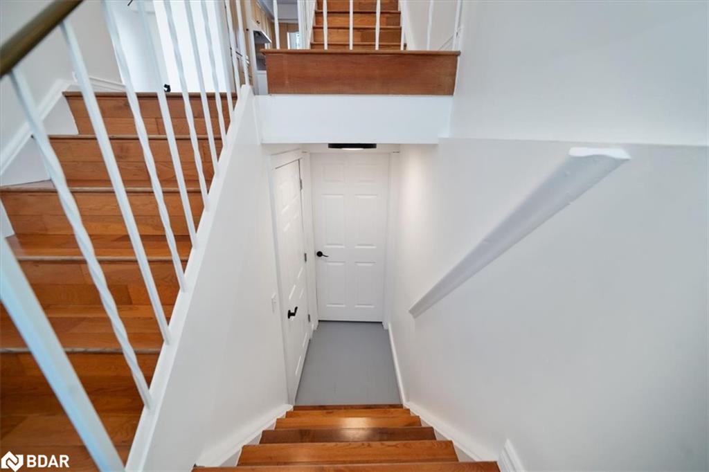 152-1095 Mississaga Street W Property Photo 5