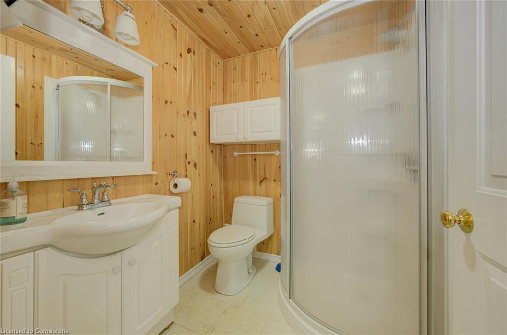 3 St Charles Street W Property Photo 43