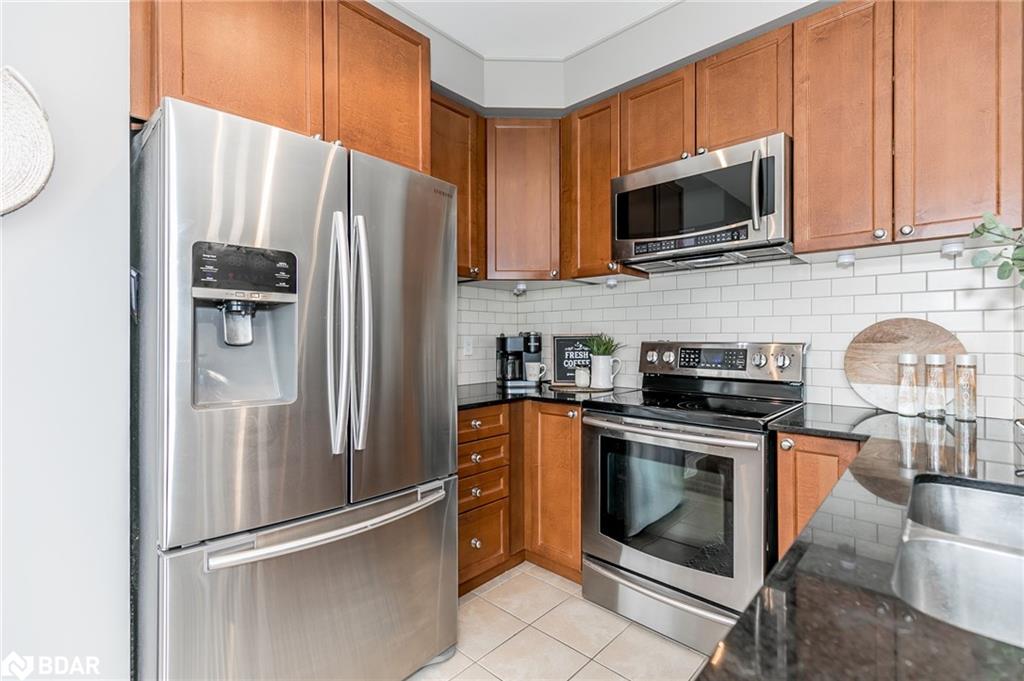 8-699 Aberdeen Boulevard Property Photo 8