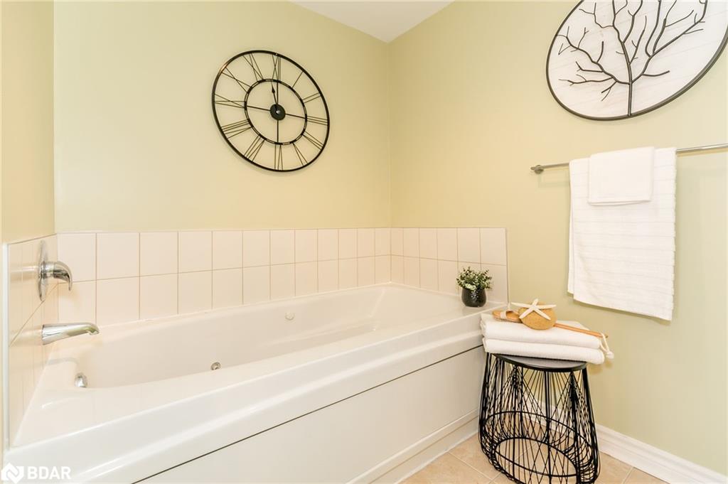 8-699 Aberdeen Boulevard Property Photo 25