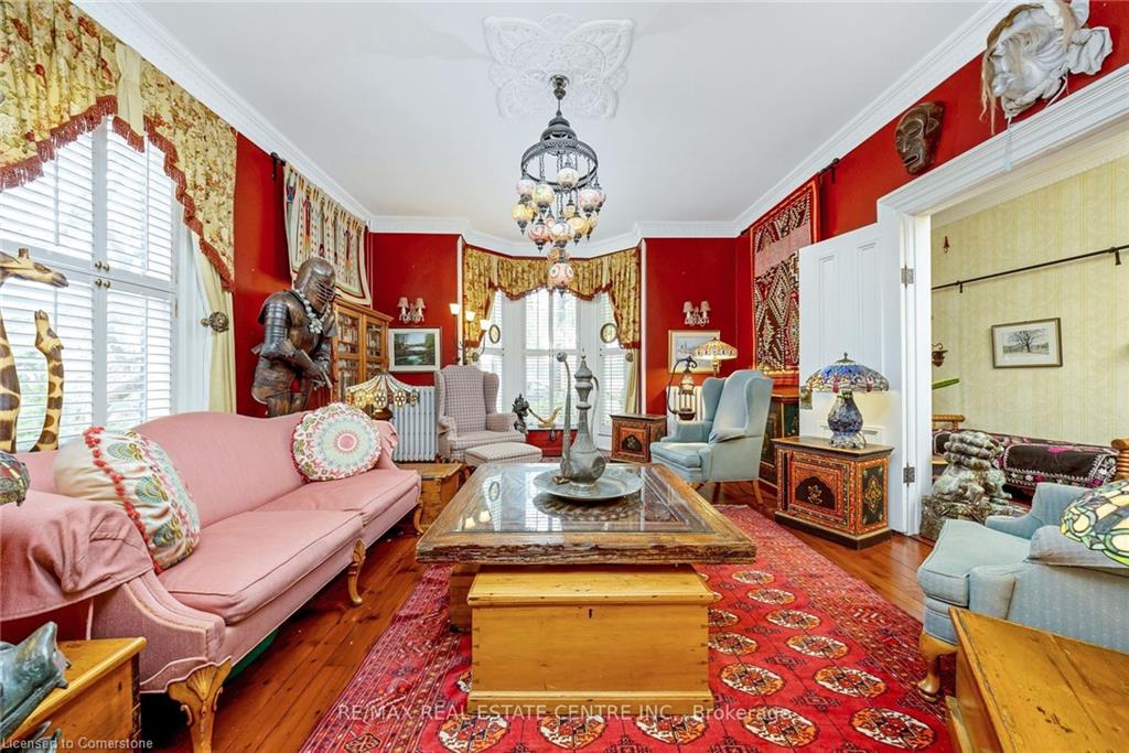 103 Thomas Street Property Photo 4