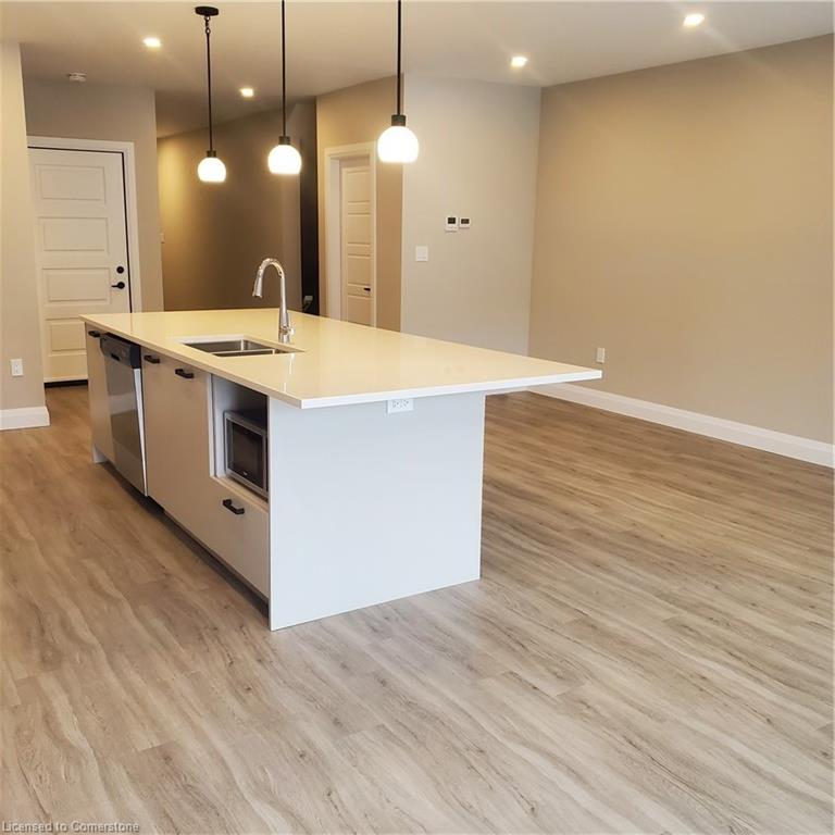 1002-361 Quarter Town Line Property Photo 6