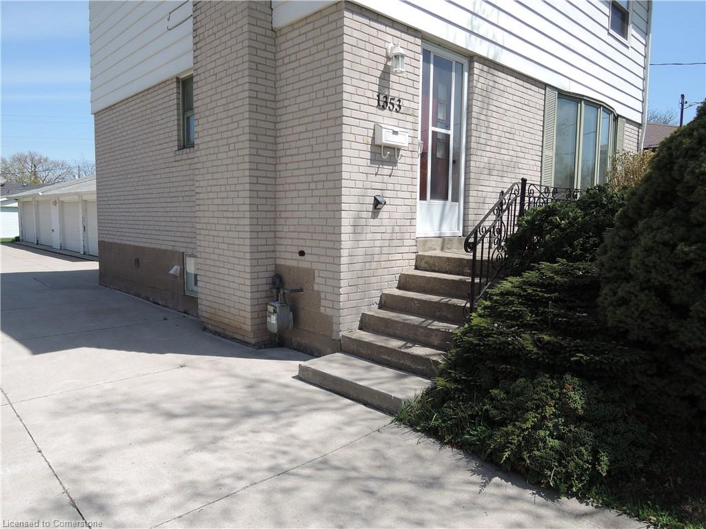 1353 Fisher Avenue Property Photo 4