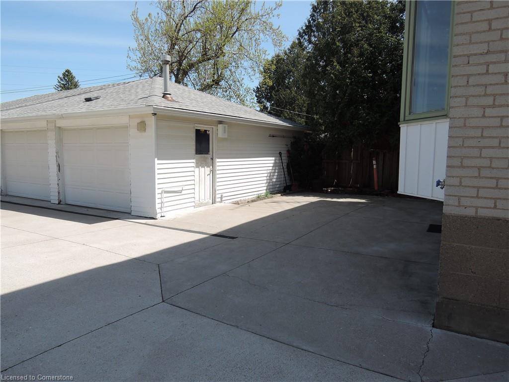 1353 Fisher Avenue Property Photo 26