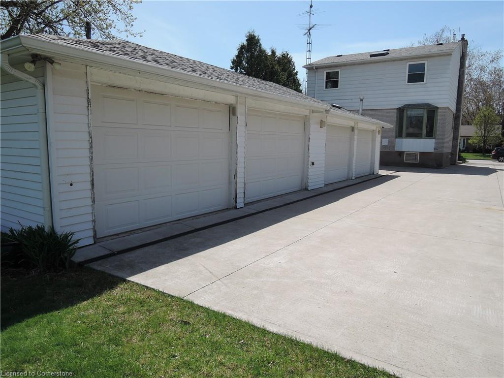 1353 Fisher Avenue Property Photo 27