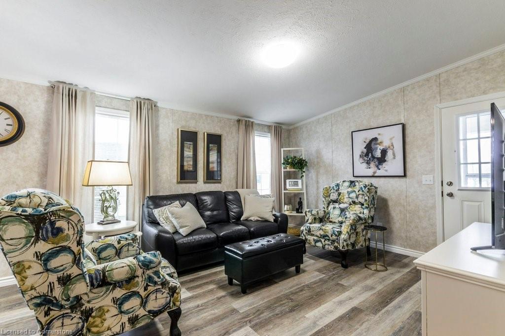 4 Cricklewood Crescent Property Photo 16