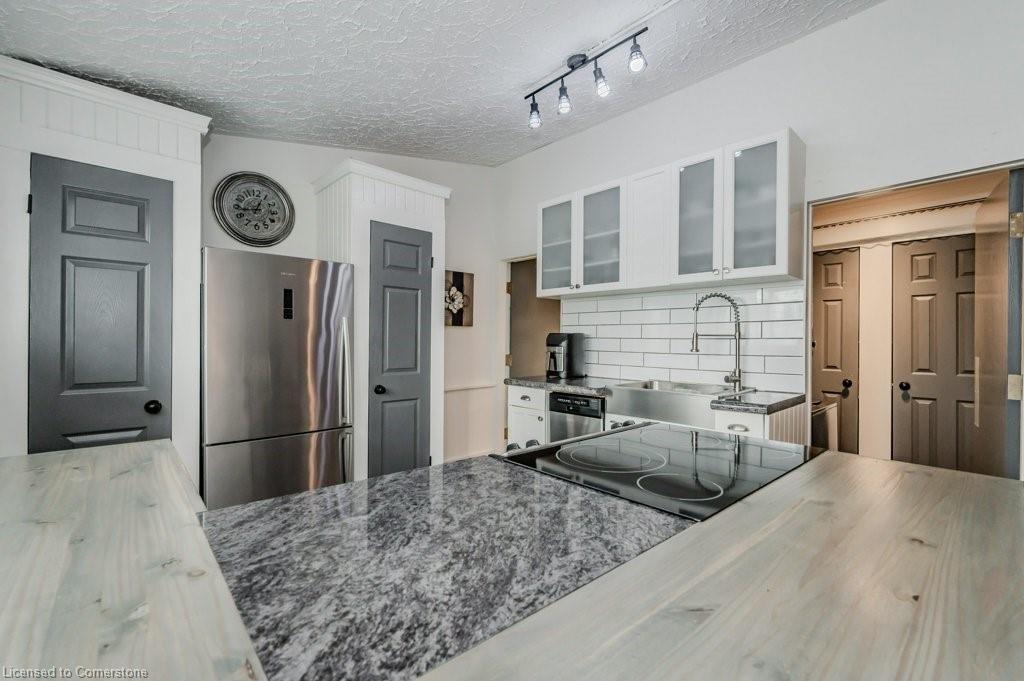 1303 Maryhill Road E Property Photo 19