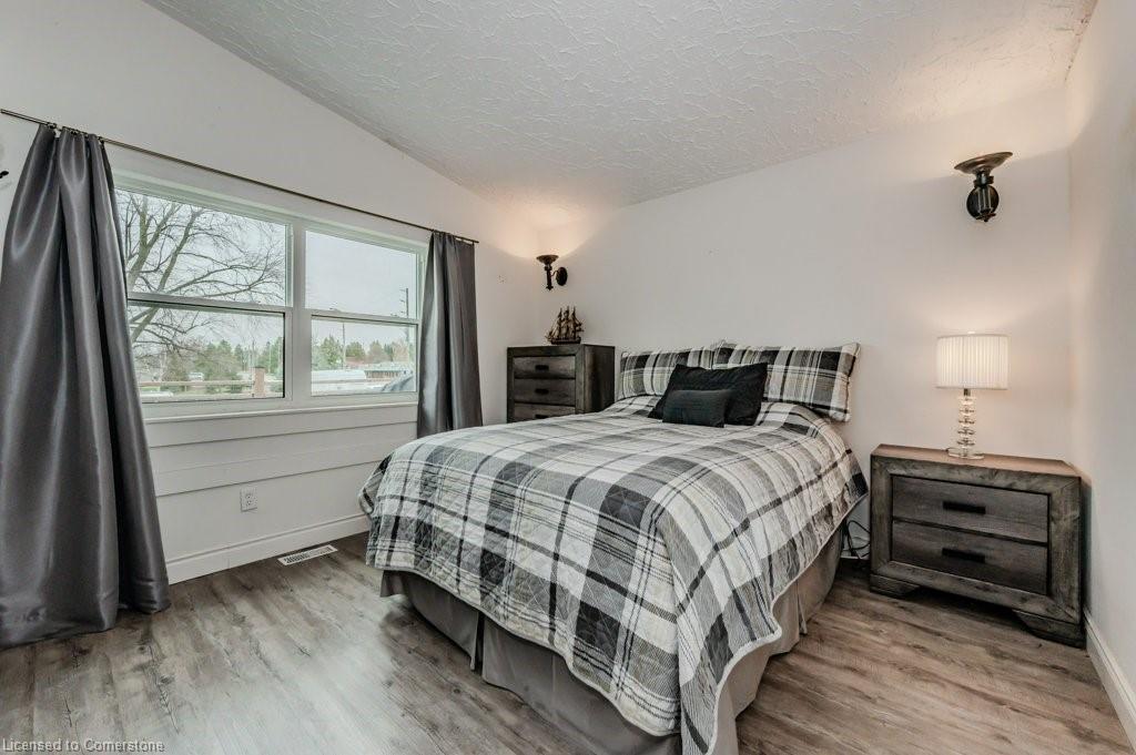 1303 Maryhill Road E Property Photo 20