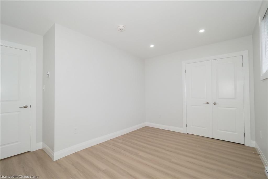 1-8 Walter Street Property Photo 15