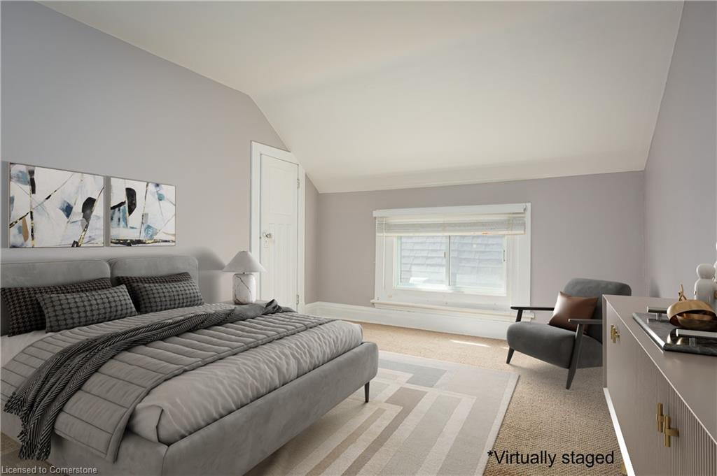 209 Weir Street N Property Photo 22