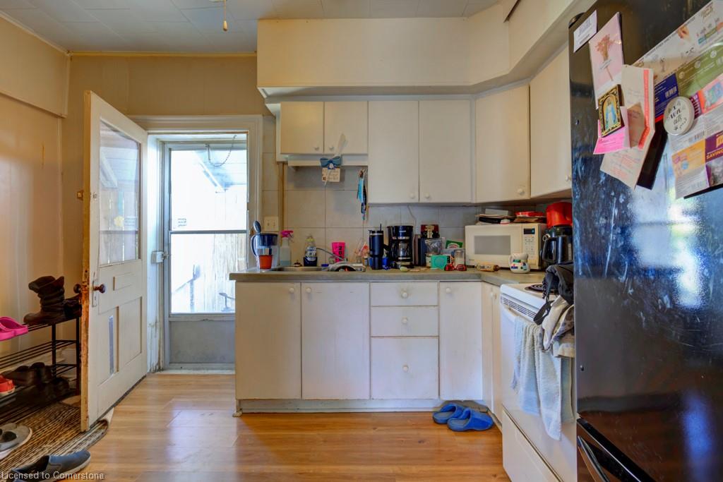132 Tillson Avenue Property Photo 5