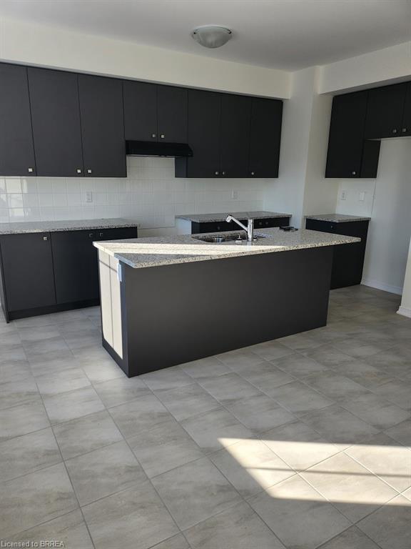 10 Baskett Street Property Photo 5