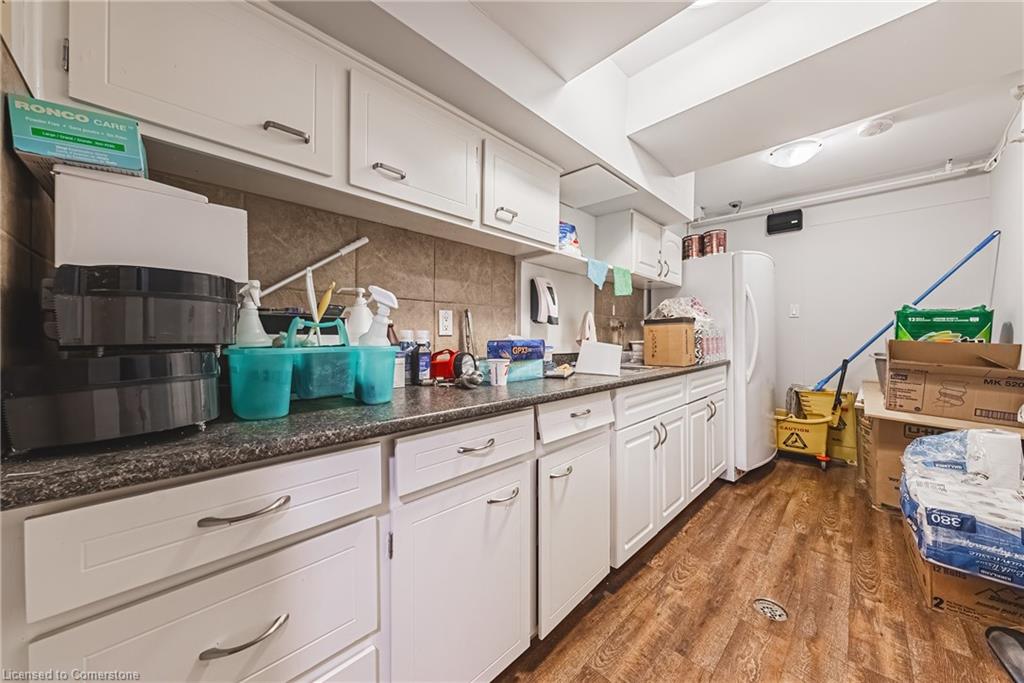 2 Heath Street Property Photo 39