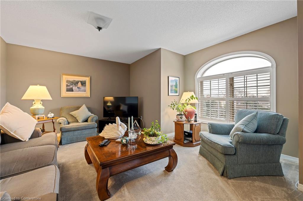 A406-216 Plains Road W Property Photo 8