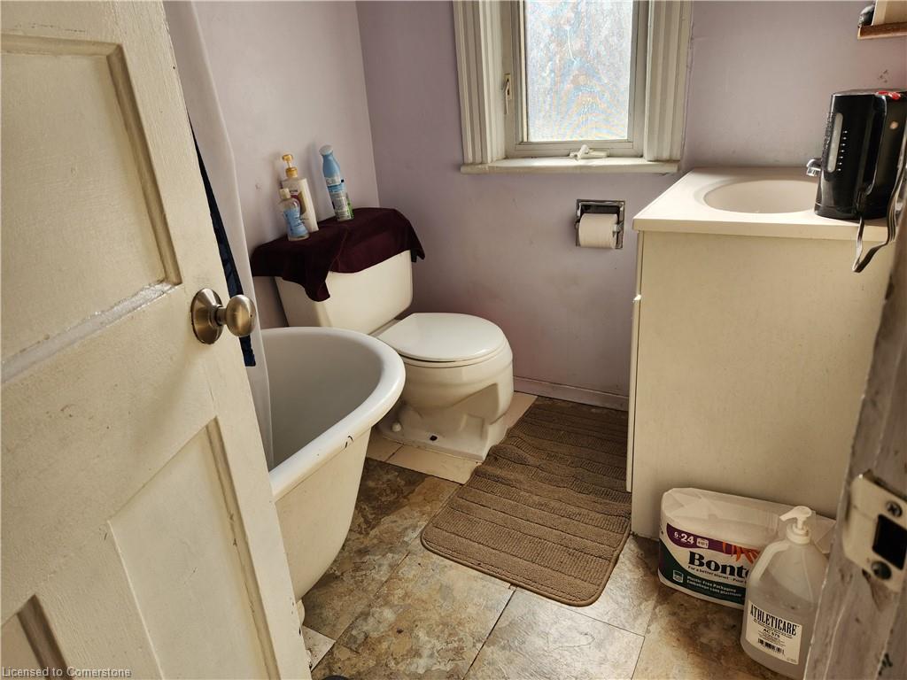 25 Gladstone Avenue Property Photo 10