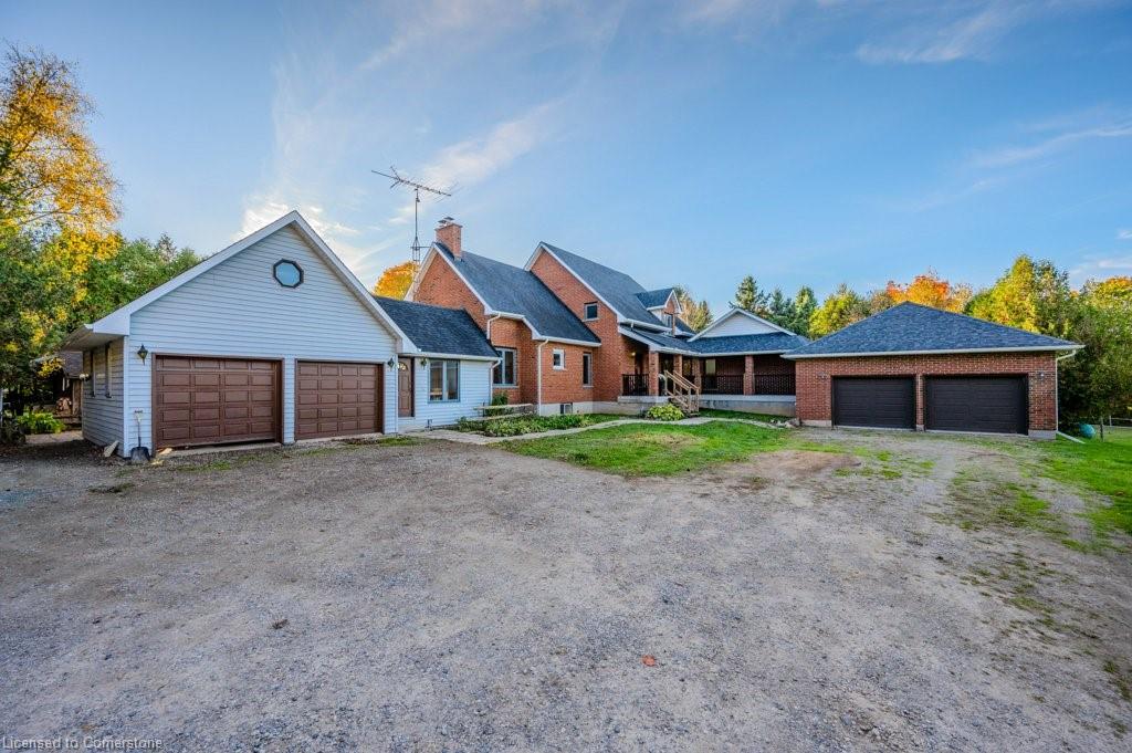 5822 2nd Line Property Photo