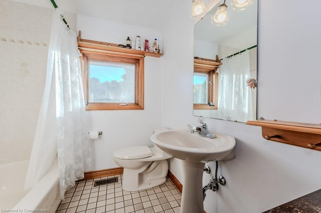 5822 2nd Line Property Photo 20