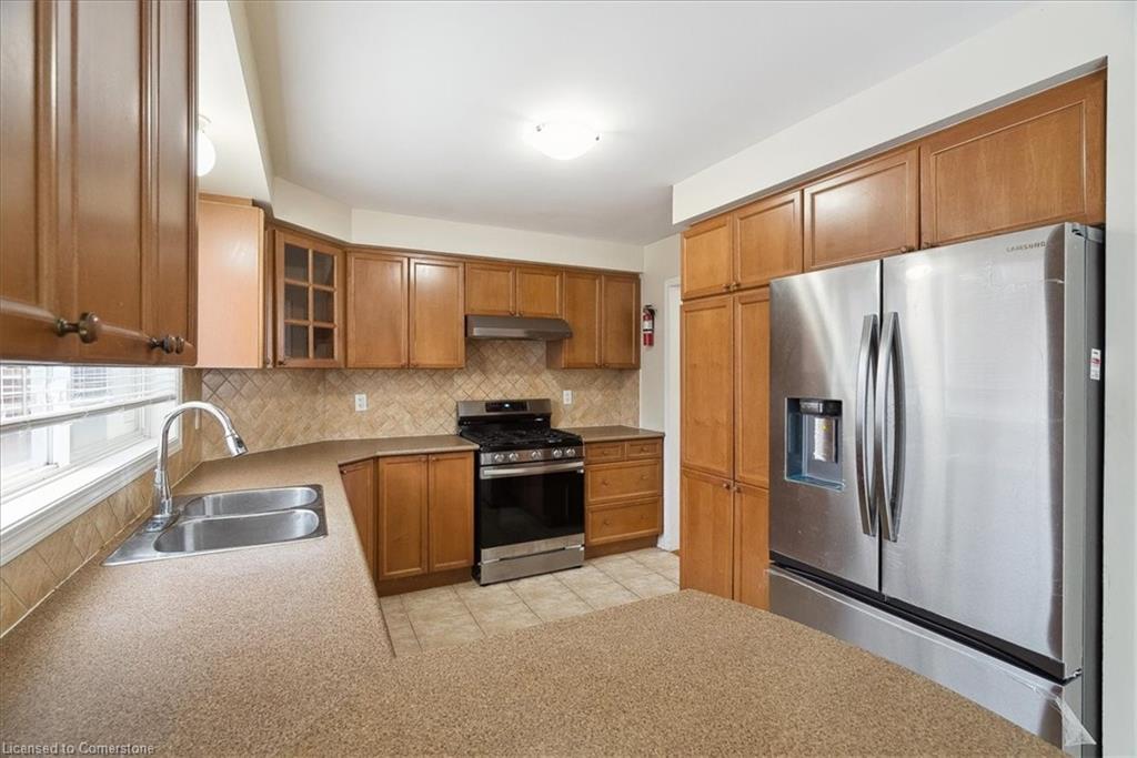 820 Speck Crossing Property Photo 10