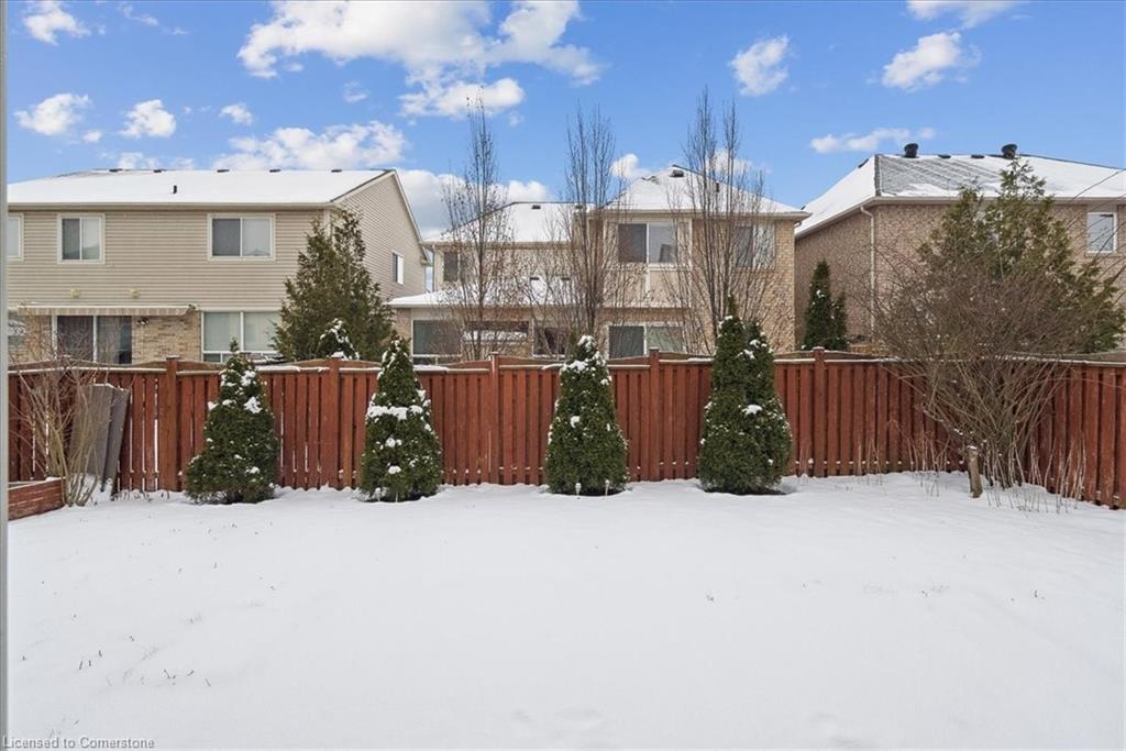 820 Speck Crossing Property Photo 31