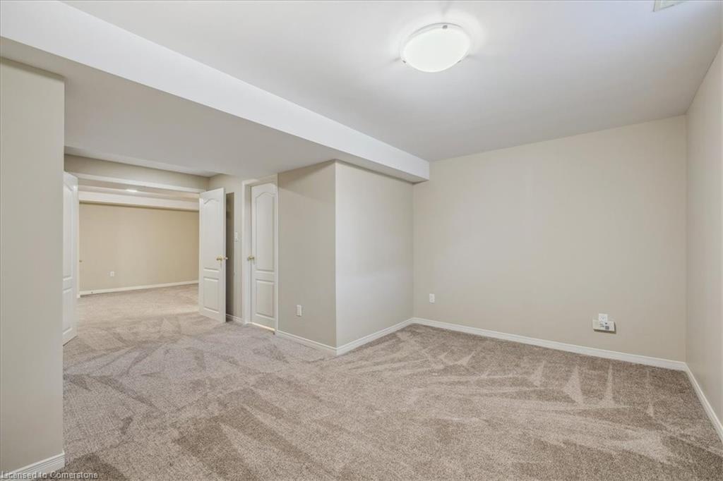 45-24 Kenyon Crescent Property Photo 28