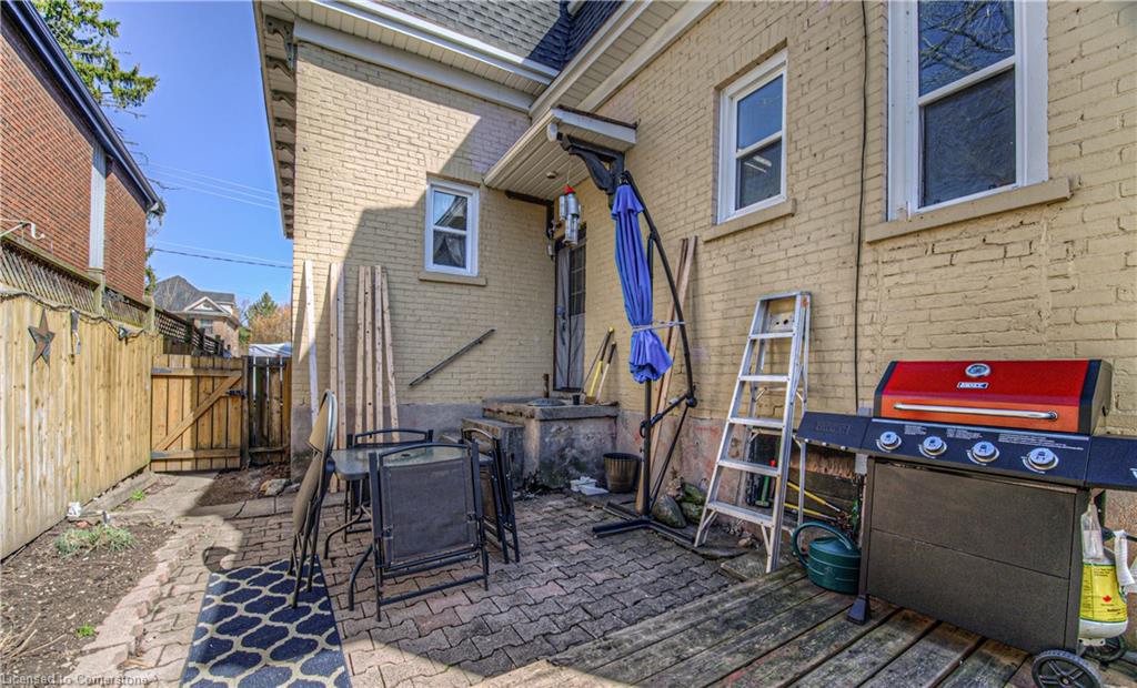 156 Grand Avenue S Property Photo 8