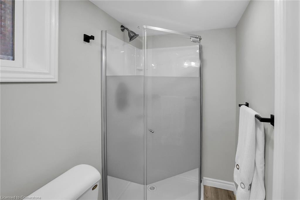 65 London Street S Property Photo 20