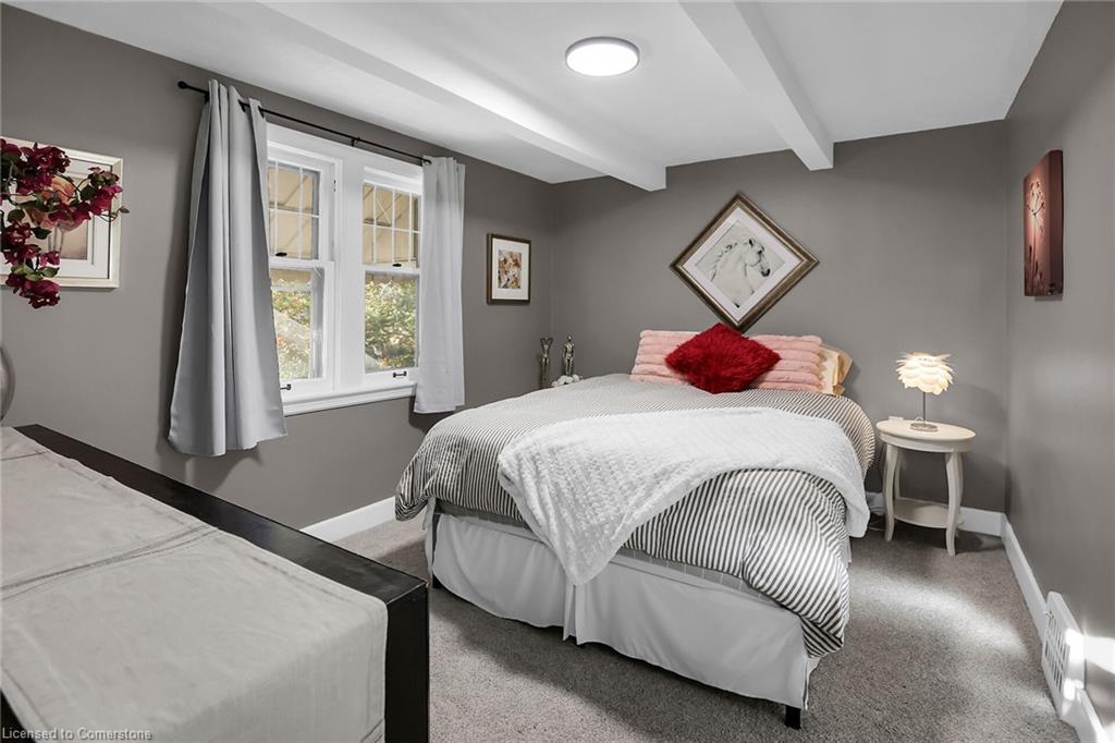 65 London Street S Property Photo 22