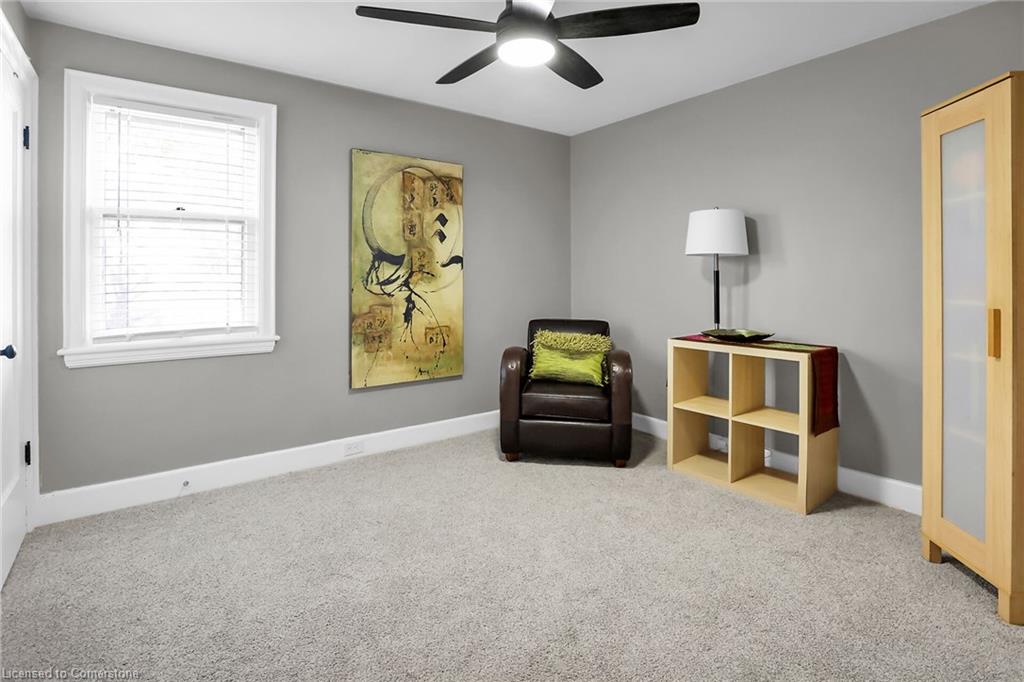 65 London Street S Property Photo 26