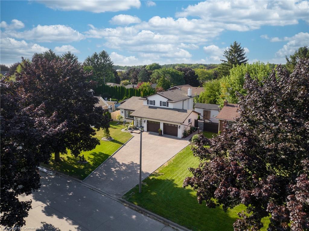 5 Lower Canada Drive Property Photo 2