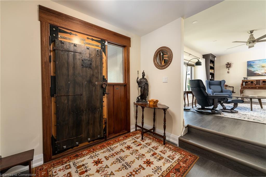 5 Lower Canada Drive Property Photo 11