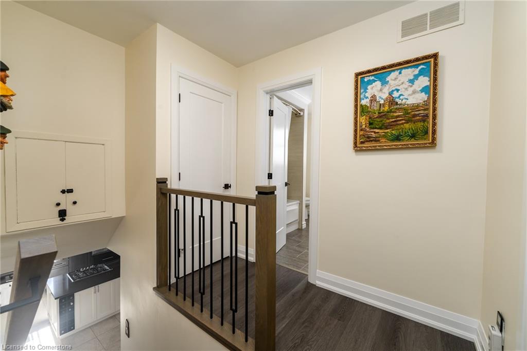 5 Lower Canada Drive Property Photo 28