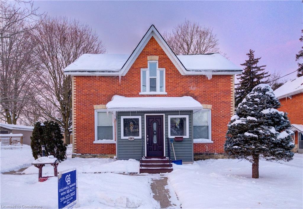 16 John Street S Property Photo