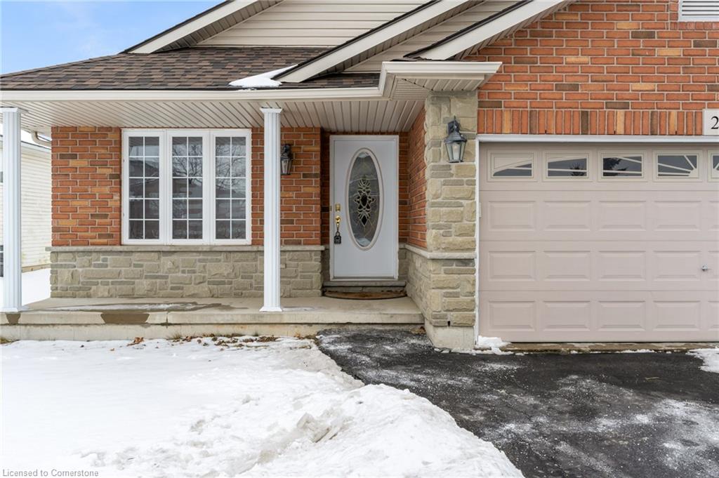 25 Mapleview Drive Property Photo 4