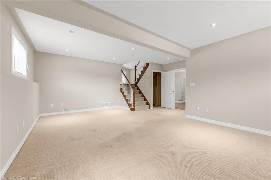 25 Mapleview Drive Property Photo 25