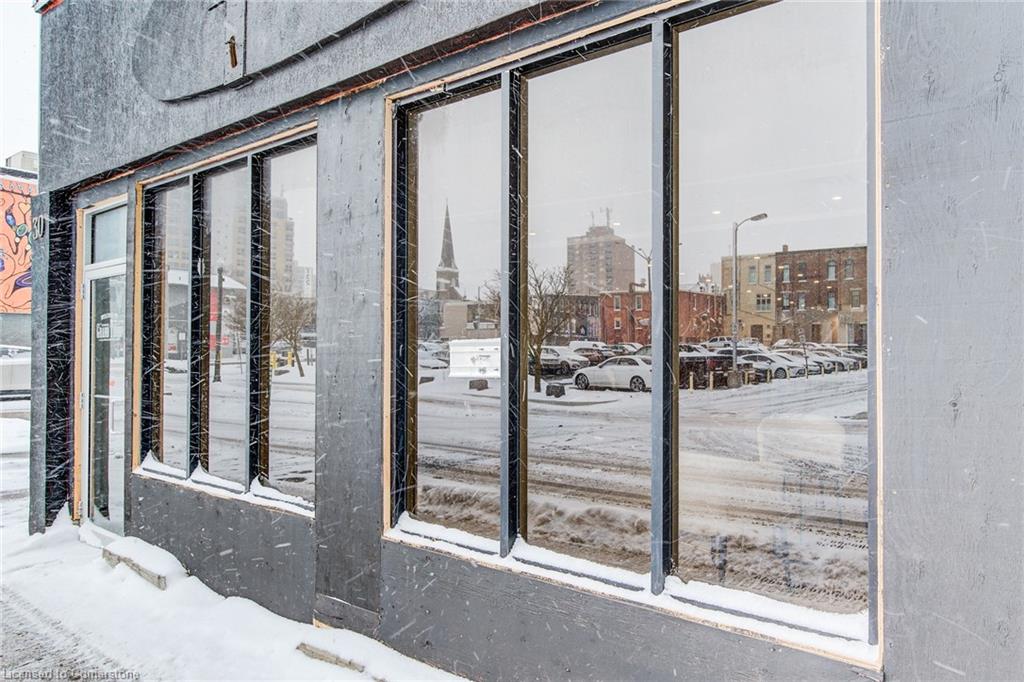 30 Ontario Street S Property Photo 4