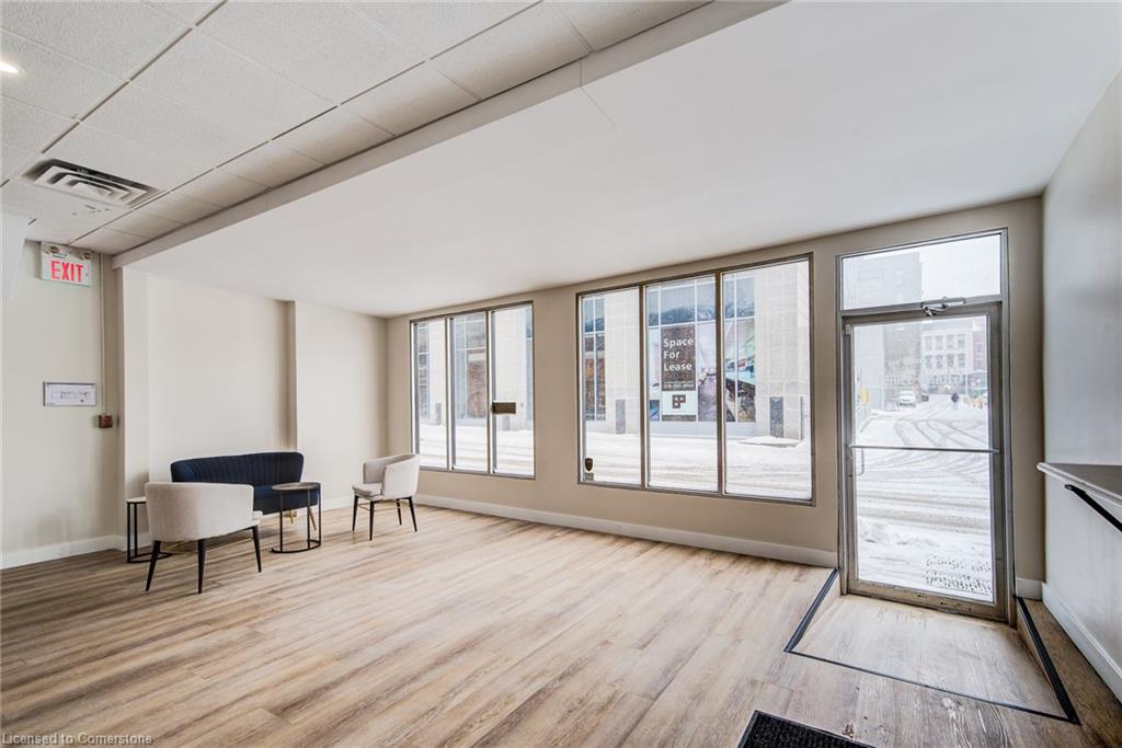 30 Ontario Street S Property Photo 5