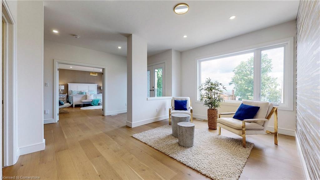 382a Southcote Road Property Photo 33