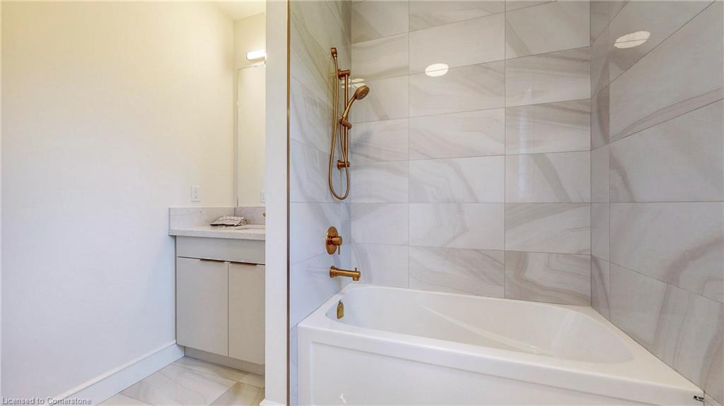 382a Southcote Road Property Photo 46