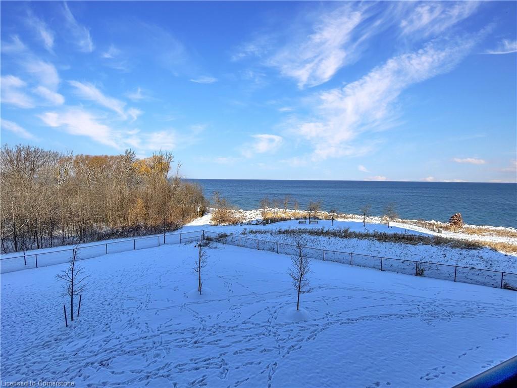 329-125 Shoreview Place Property Photo 4