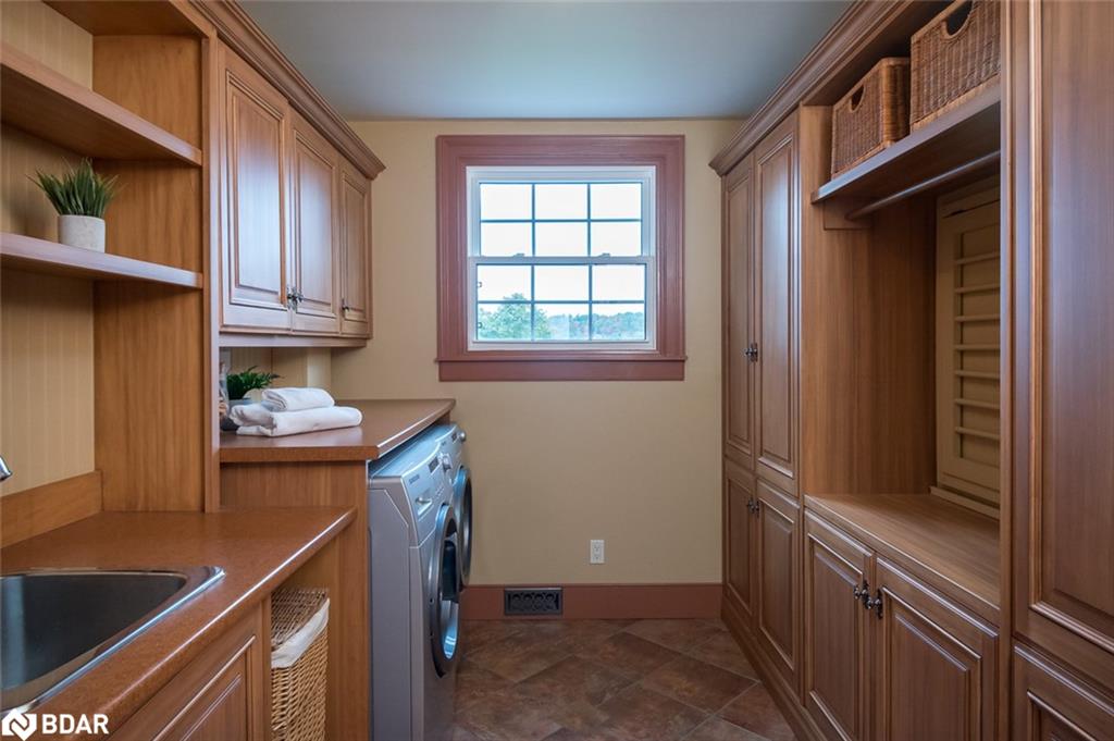 8268 Canyon Road Property Photo 25