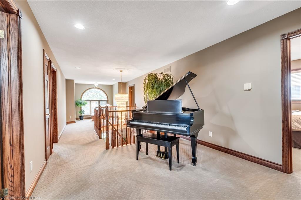 7689 Mount Carmel Boulevard Property Photo 15
