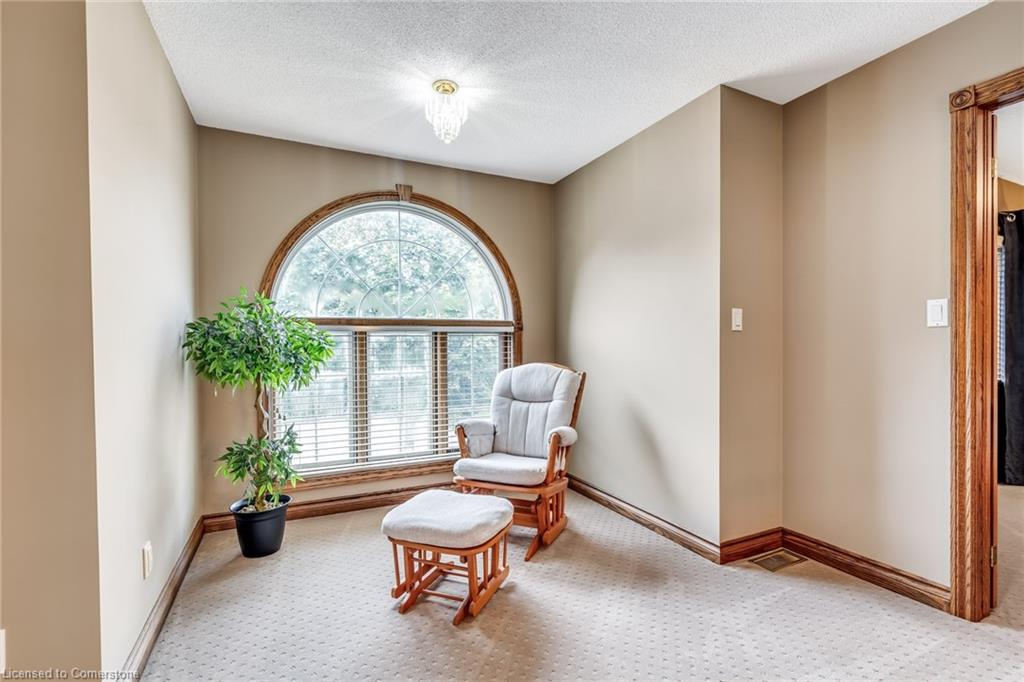 7689 Mount Carmel Boulevard Property Photo 16