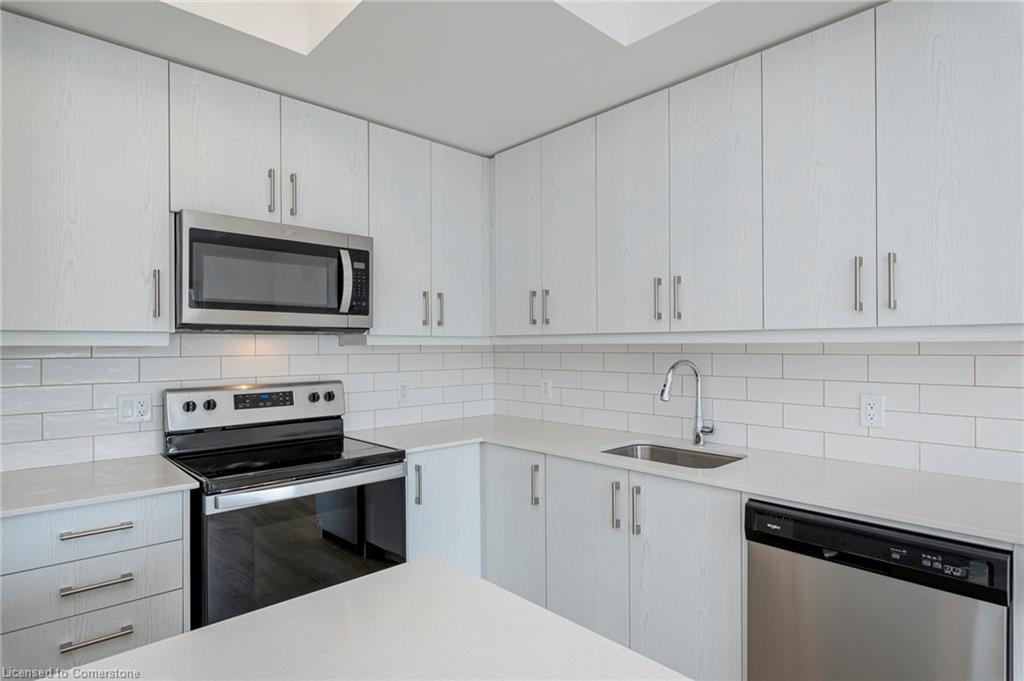 C20-10 Palace Street Property Photo 6