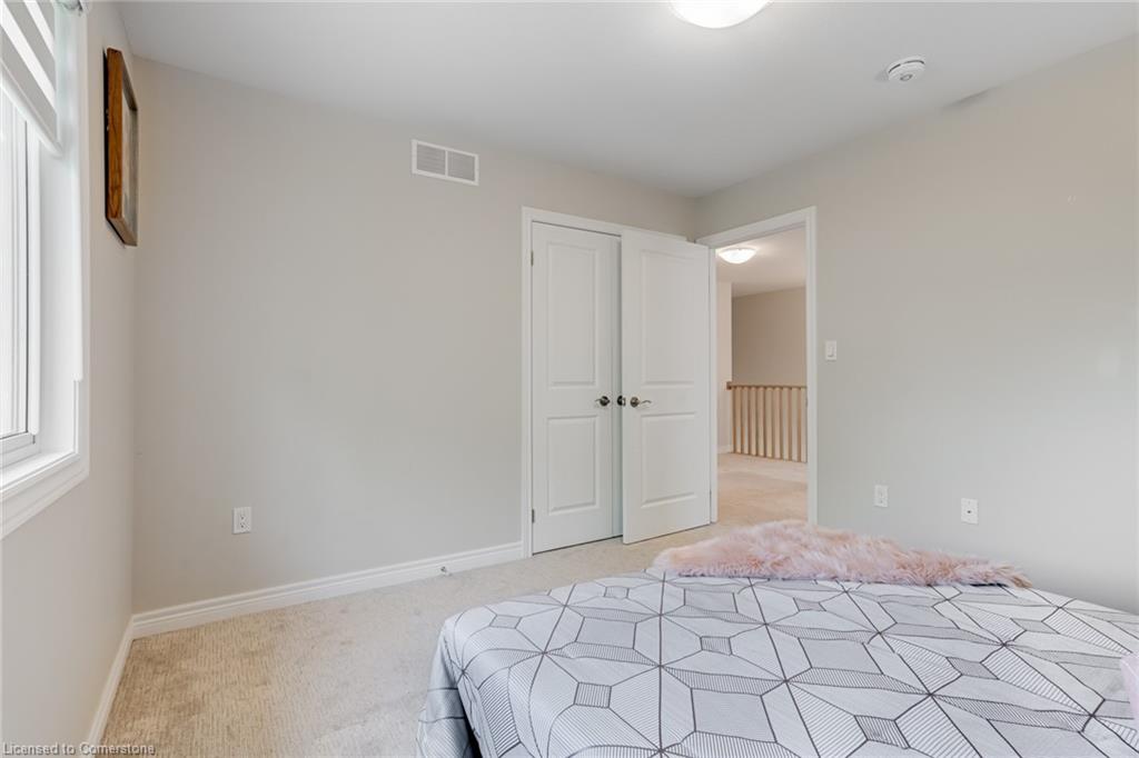 7387 Sherrilee Crescent Property Photo 25