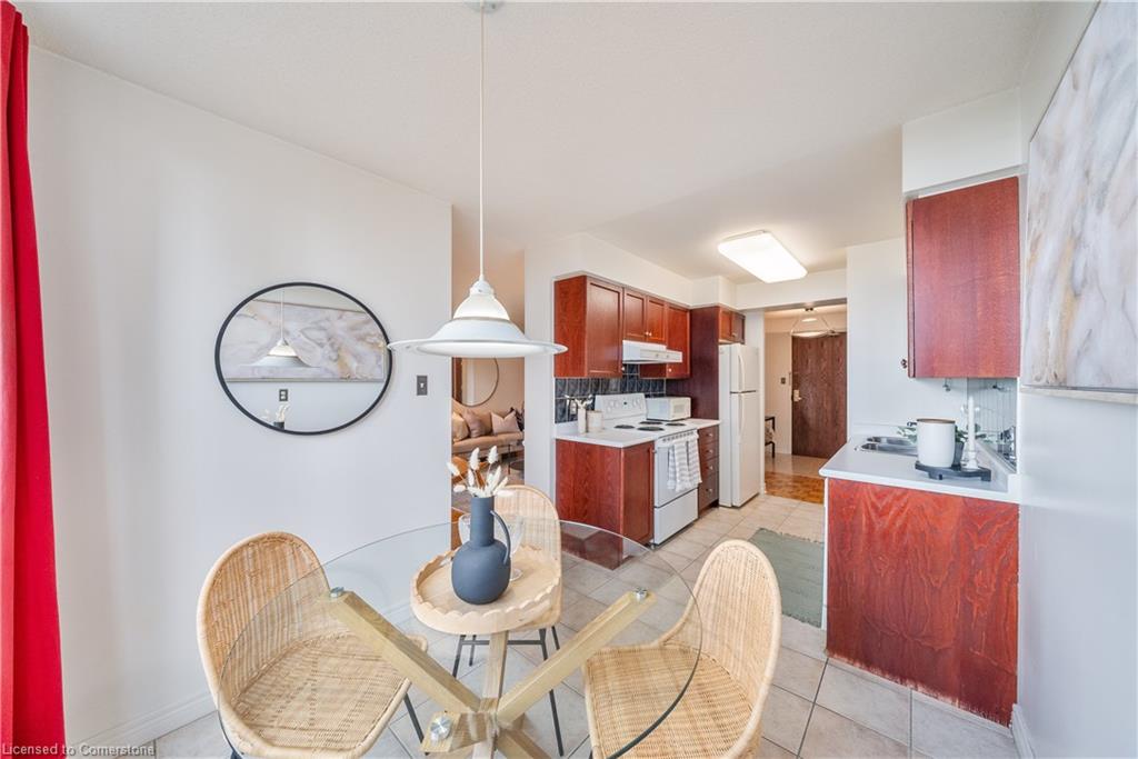 808-156 Enfield Place Property Photo 12
