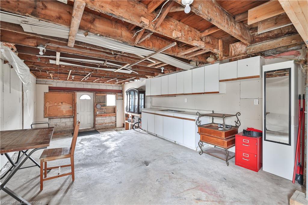 172 Sanatorium Road Property Photo 34