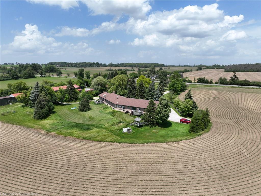 8790 Ninth Line N Property Photo 2