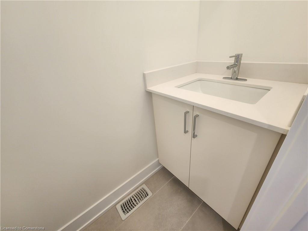 160 Craddock Boulevard Property Photo 7