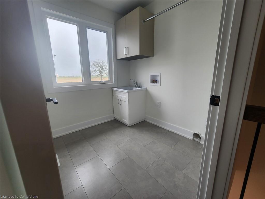 160 Craddock Boulevard Property Photo 10