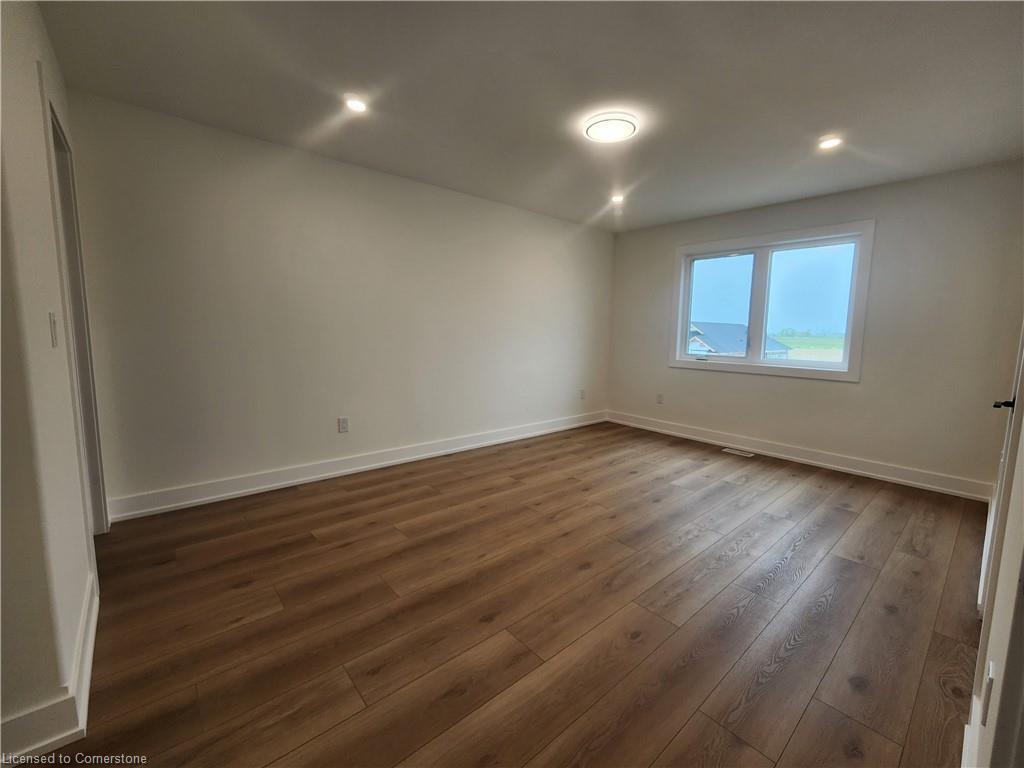 160 Craddock Boulevard Property Photo 12